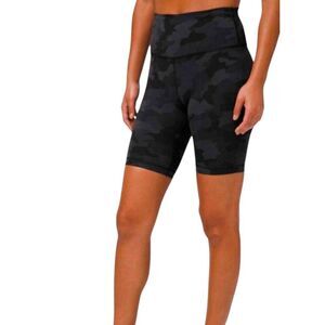 LULULEMON ATHLETICA Wunder Train Hi-Rise Short 8' Size 6